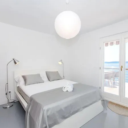 House Mavi بيت للعطل