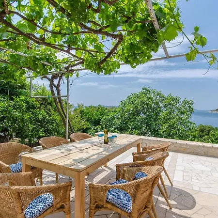 House Mavi Trogir
